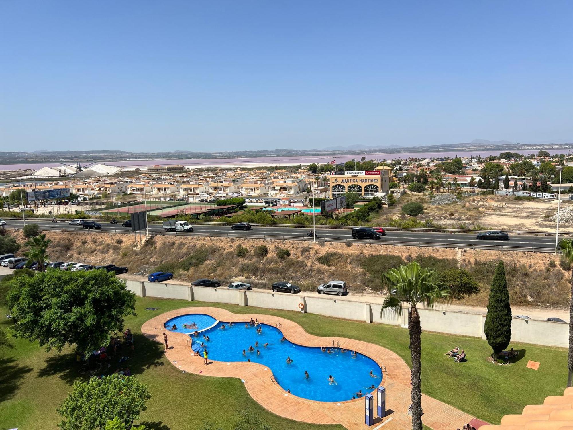 Nice And Central Apartment Torrevieja Exteriör bild